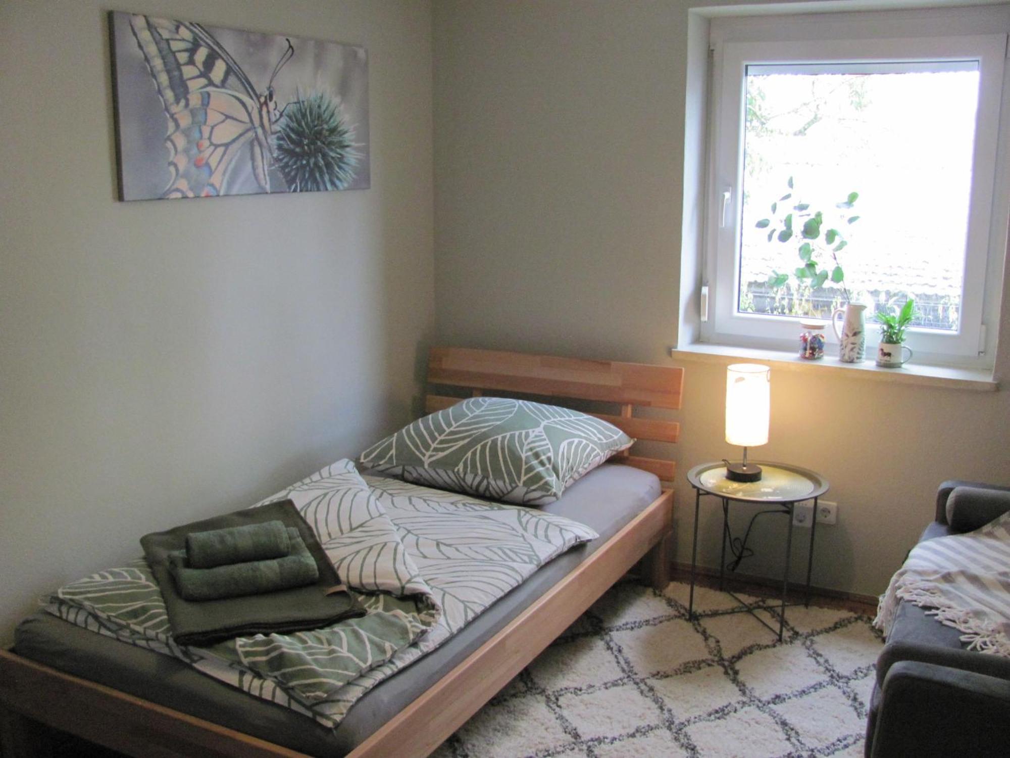 #3 Gemuetliches Ruhiges Zimmer Gartenblick, Gemeinschaftsbad W-Lan Airport Nah Gelegen Mit Late Night Check In Haus Nr 9,5 Trunkelsberg 外观 照片