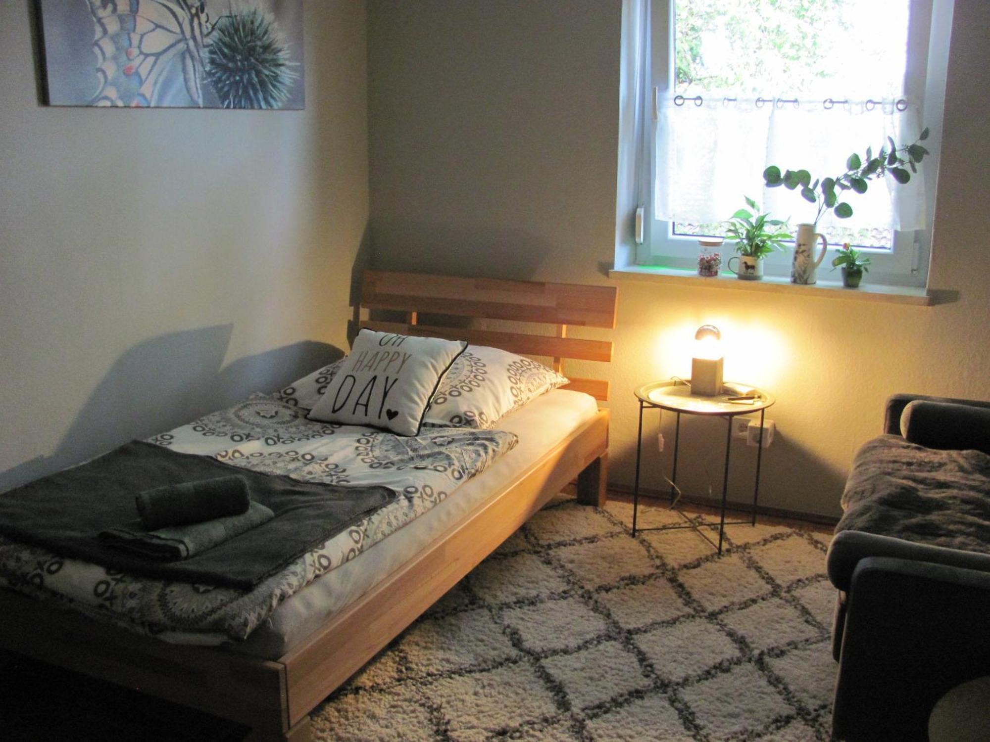 #3 Gemuetliches Ruhiges Zimmer Gartenblick, Gemeinschaftsbad W-Lan Airport Nah Gelegen Mit Late Night Check In Haus Nr 9,5 Trunkelsberg 外观 照片